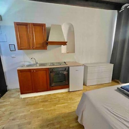 Low-Cost Teatro Romano Apartment Verona Exterior foto