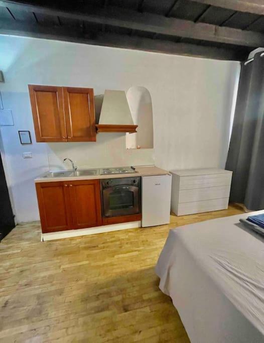 Low-Cost Teatro Romano Apartment Verona Exterior foto